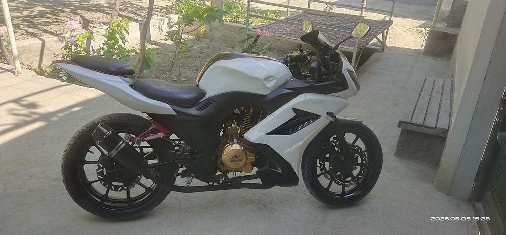 Dugasu 200cc  sotiladi
