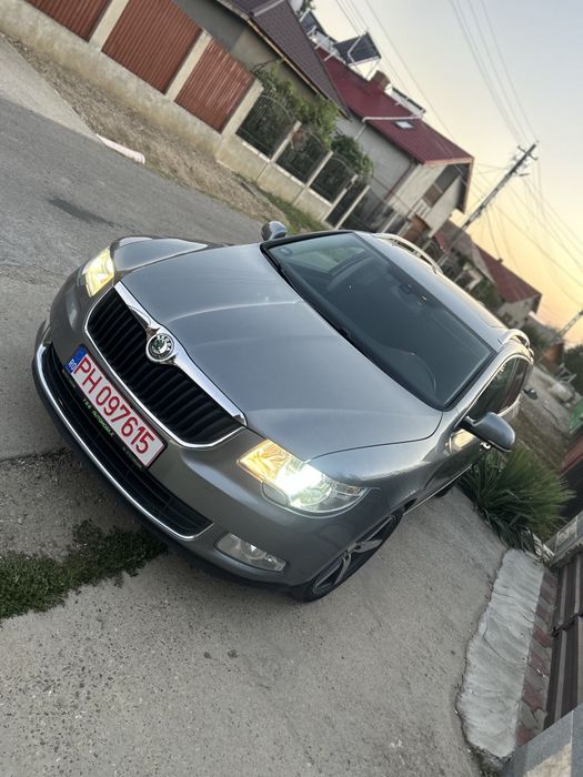 Vând Skoda Superb
