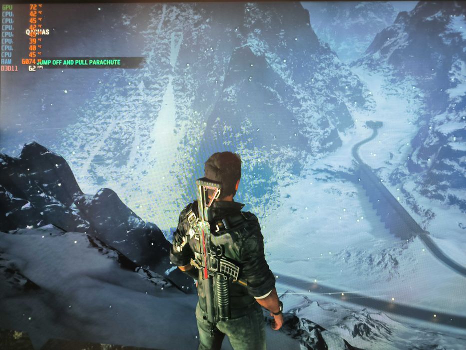 PC Unitate GAMING i5 8600 4.30Ghz/RX570 8GB GDDR5/16GB DDR4/SSD/1TB