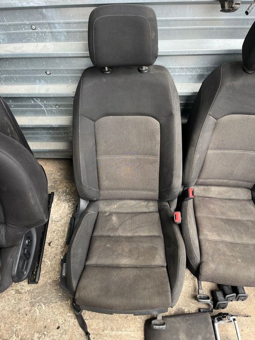 Салон за VW Passat B8 комби плат ном 2707