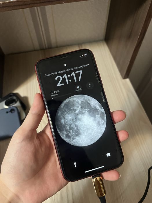 Айфон хр красный