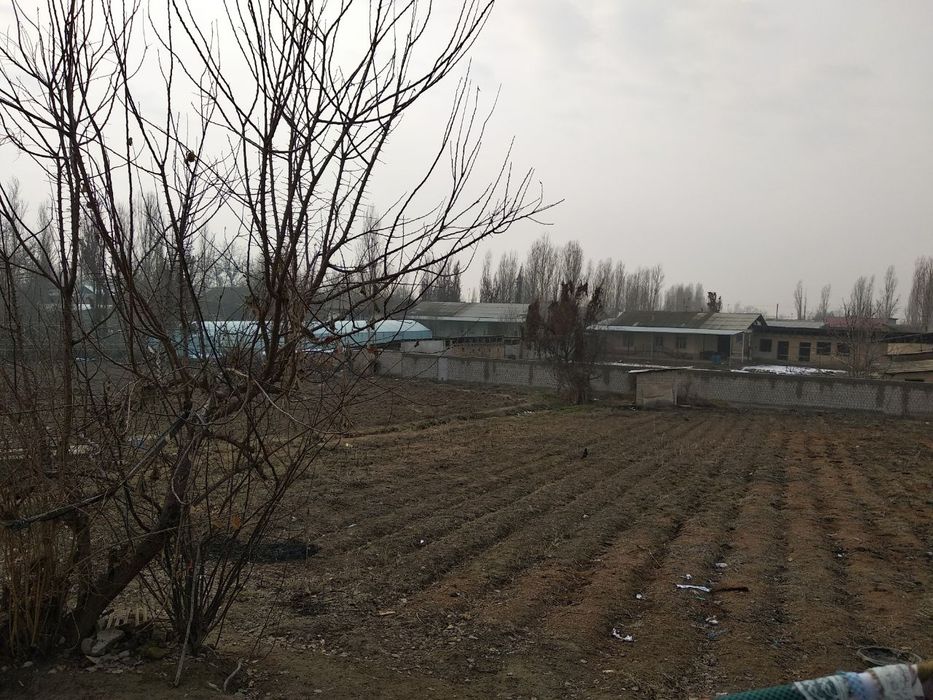 Участка Уй сотилади 6/сутки 20.000$
Йанги йул тумани

Sho'ralsoy maxal