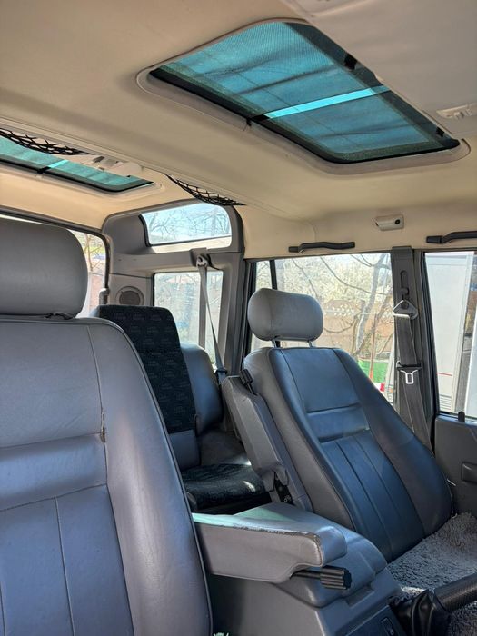 Vând Land ROVER Discovery