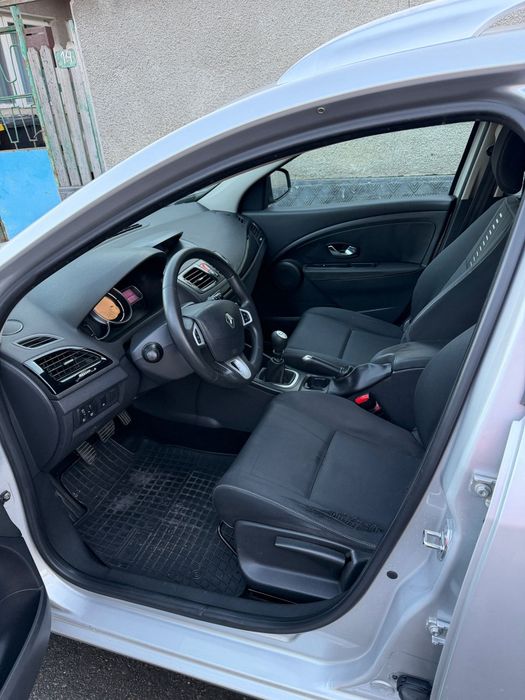 RENAULT Megane 2011 — imagine 5