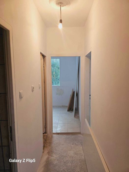 Продава се Тристаен апартамент в Казанлък - 86 кв.м за 712 €/кв.м - Снимка #2