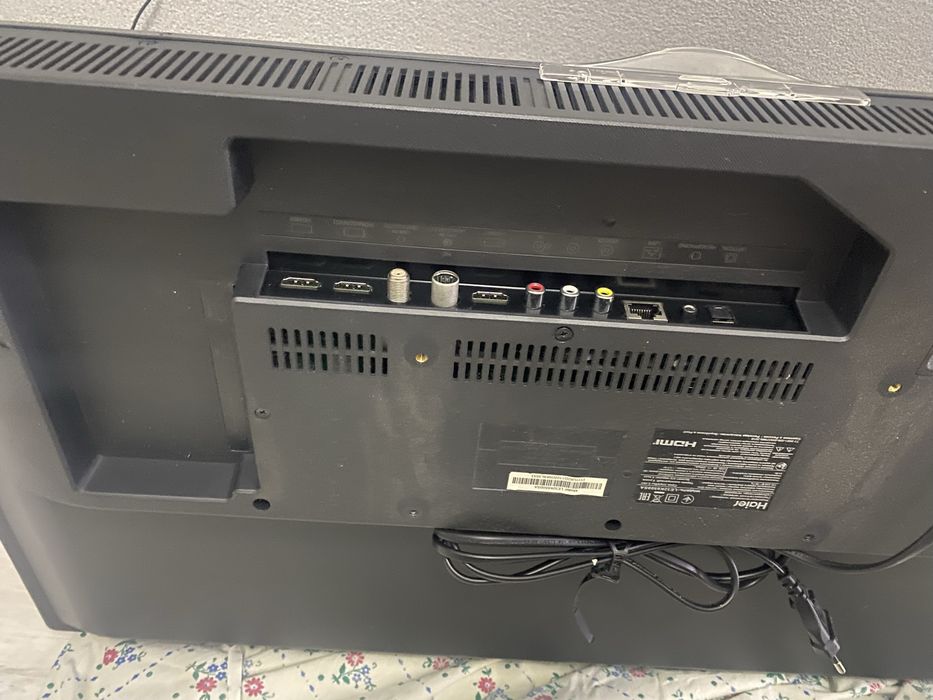 Телевизор продаю android tv