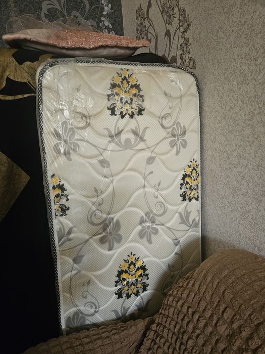 Matras sotiladi yangi 1soatam ishlatmagan