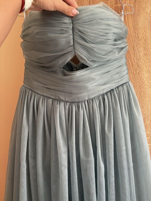 Официална рокля