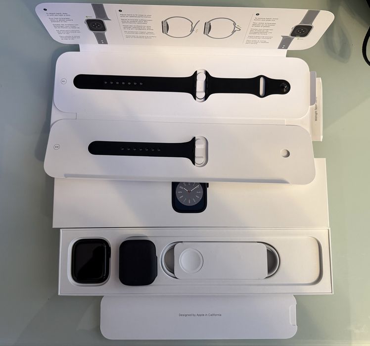 Apple Watch Seria 8 GPS 45mm Midnight Aluminium