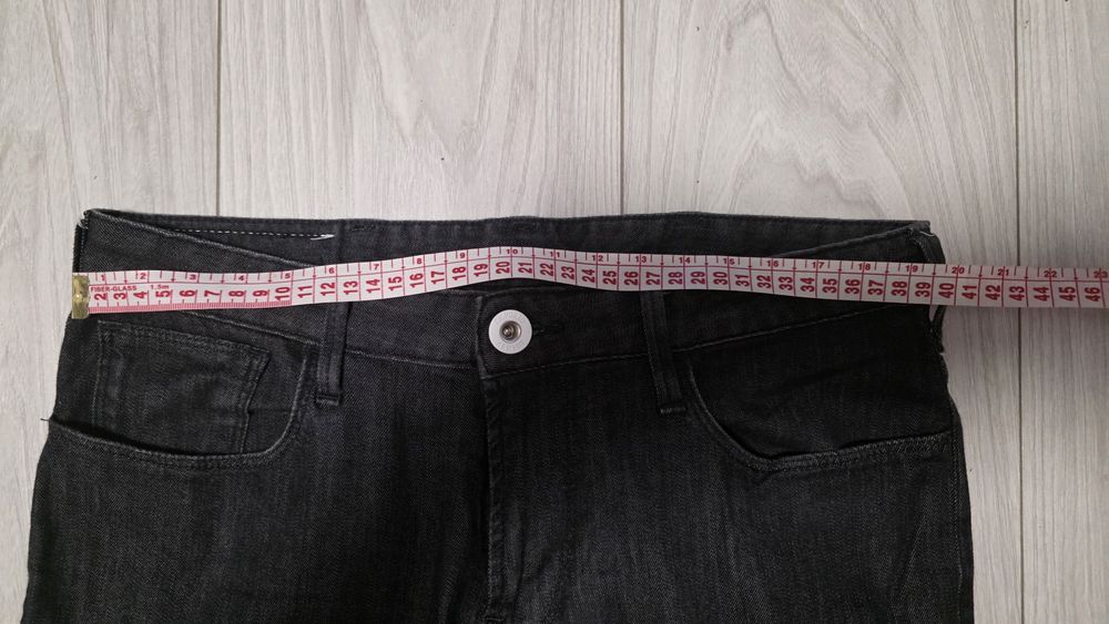 Blugi Armani Emporio