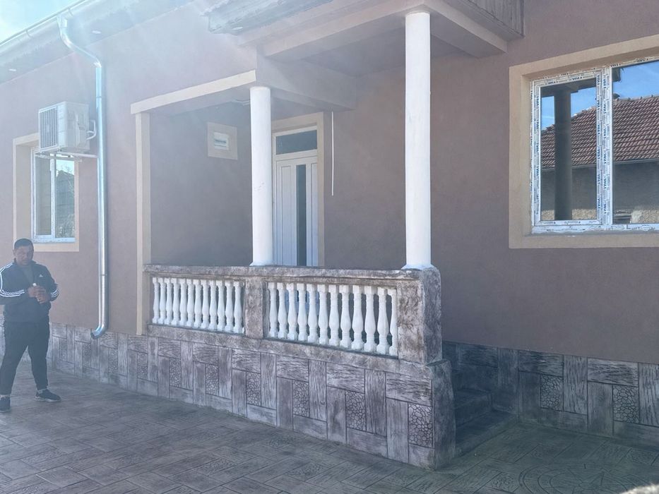 Щампован Шлайфан и Ресан Бетон