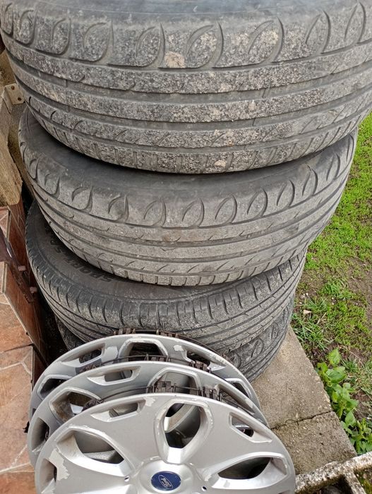 Cauciucuri Vară cu jante tabla prindere 5#108 pe 17.Merg pe Ford,Volvo, Peugeot