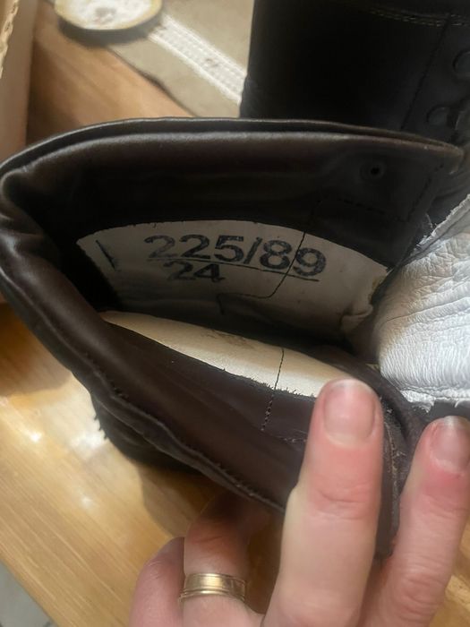 Bocanci militari iarna