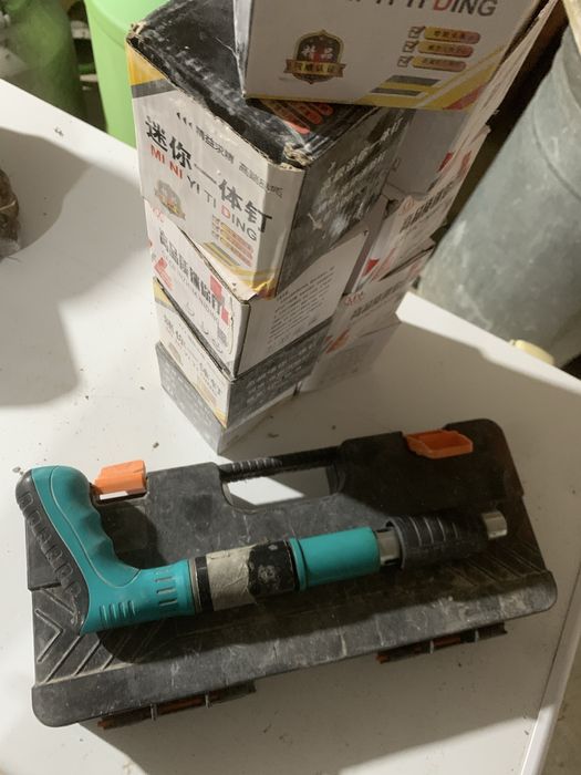 Пороховой монтажный пистолет