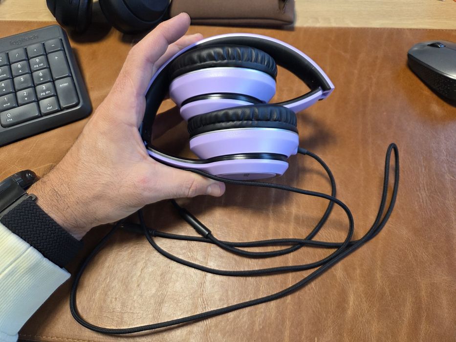 Слушалки с микрофон