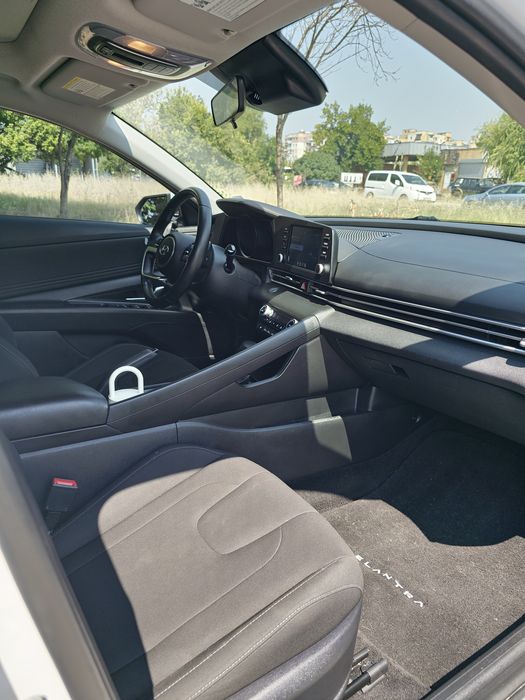 Hyundai Elantra 2021 - 2.0 Бензин - 49к км. - 360 - Климатроник - Led - Tech & Sun