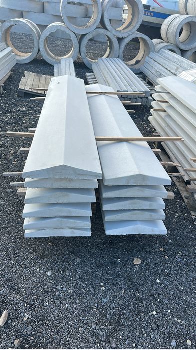 Capace de gard de 2 metri si palarii / spalieri / dale / pasi japonezi/ tuburi de beton/ oale de fantana