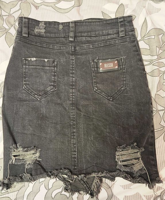 Черна пола АЛЕСА