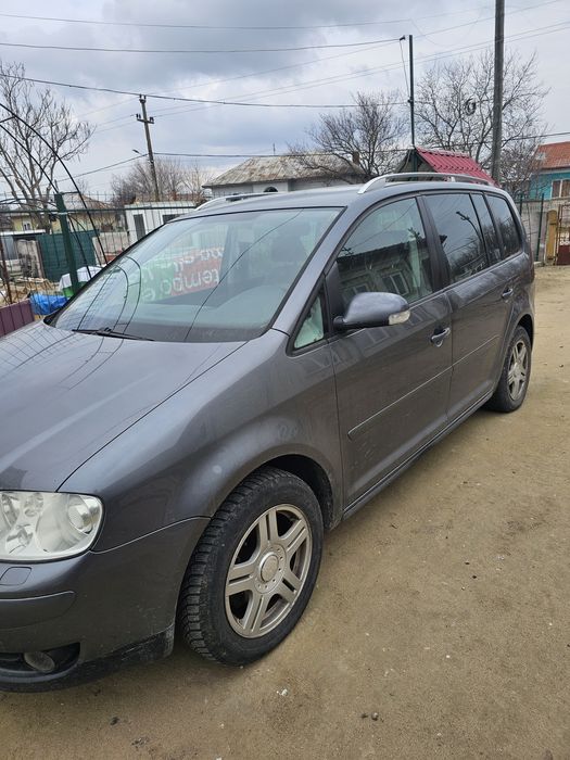 VOLKSWAGEN Touran 2006 — imagine 11