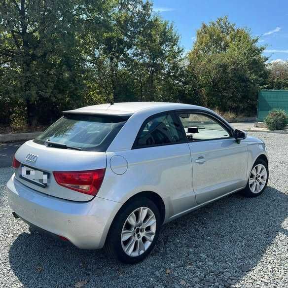 Audi A1, o mașină compactă, elegantă și economică,