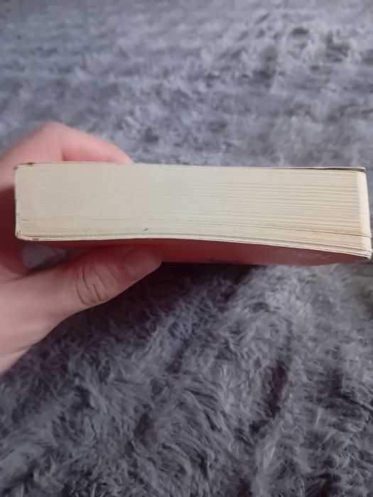 Carte potrivita pentru copii peste 10 ani