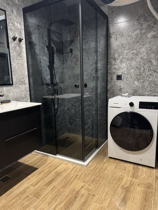 Дава се под наем Двустаен апартамент в Варна, Колхозен пазар - 60 кв.м за 637.5 € - Снимка #16