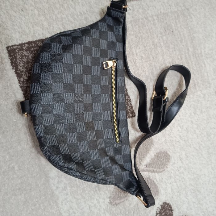Borsetă Luis Vuitton