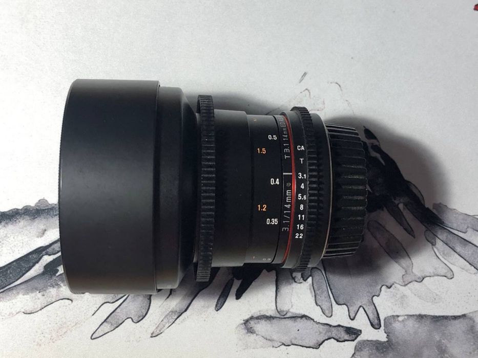 Samyang 14mm. Canon  EF