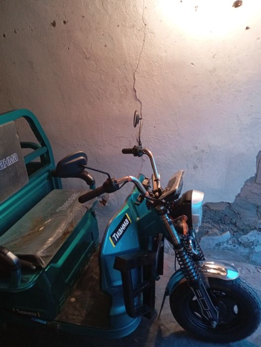 Мото мопеды скутеры