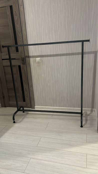 Стойка вешалка рейлы напольная