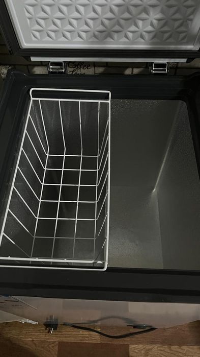 Продается Морозильник