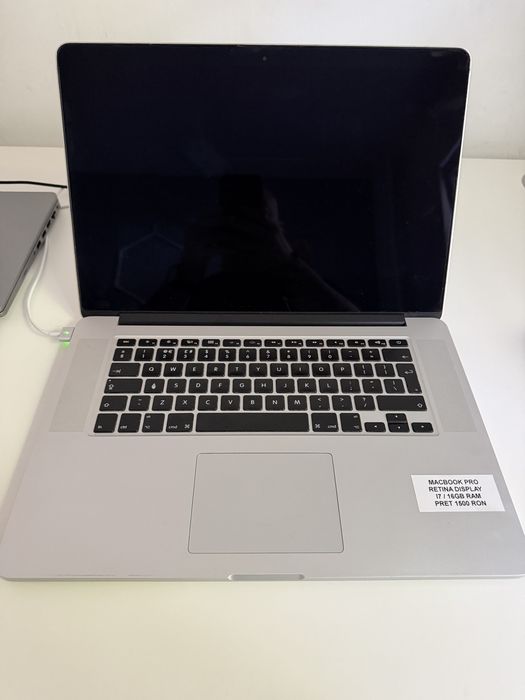 Macbook PRO  2.3 Ghz 16 gb ram