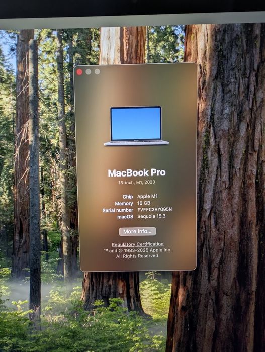 Лаптоп Macbook PRO 13 M1 2020 16GB 256GB SSD с НОВА БАТЕРИЯ