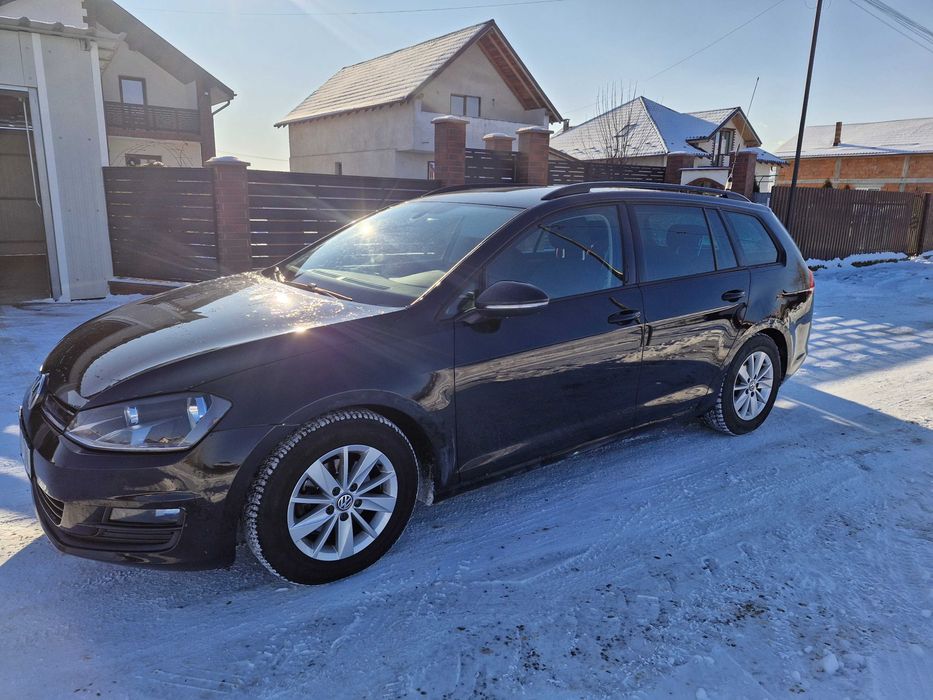 Vând  Golf 7 ,unic proprietar Romania ,191000 km în creștere.