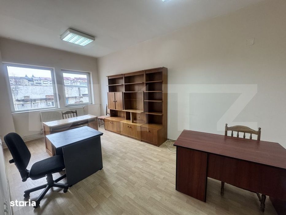 Birou de inchiriat, 2 camere, 40 mp – Str. Fabricii