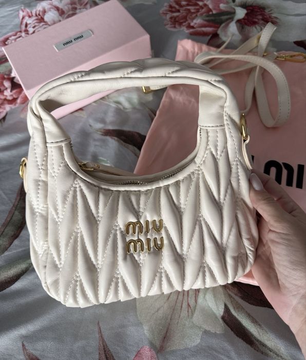Geanta Miu Miu bej