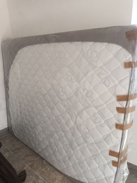 Saltea de pat ,2m pe 1,60