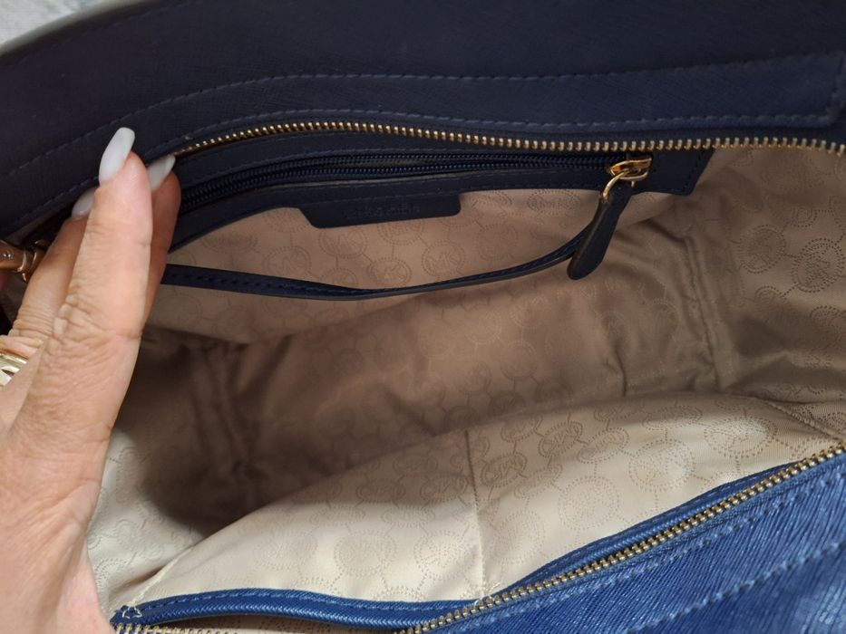 Geantă dama Michael Kors