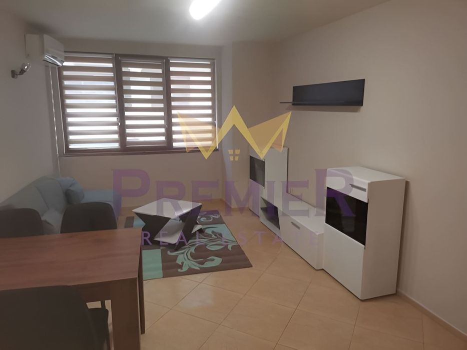 Дава се под наем Тристаен апартамент в Варна, Гръцка махала - 92 кв.м за 648.21 € - Снимка #2