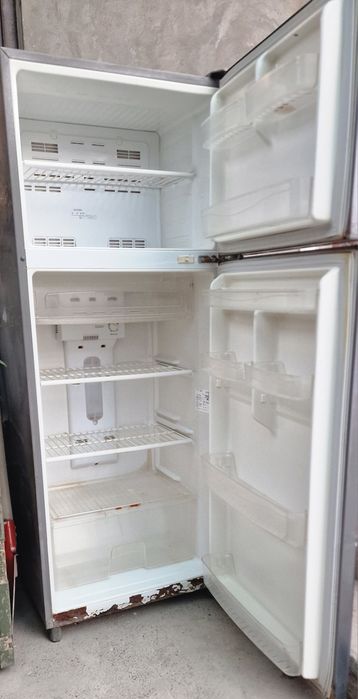 Холодильник Daewoo б/у