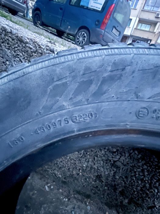 195 65 15 зимни гуми 4бр. ДОТ 2бр. 2721 и 2бр. 3220