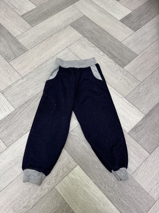 Отдам дешево детские вещи