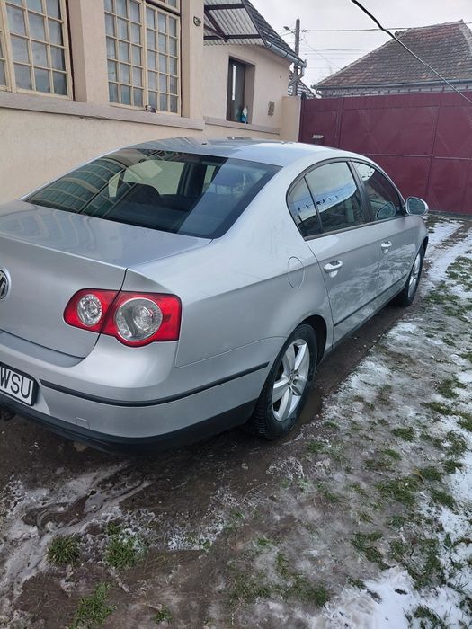 Vând passat 2009 19 9
