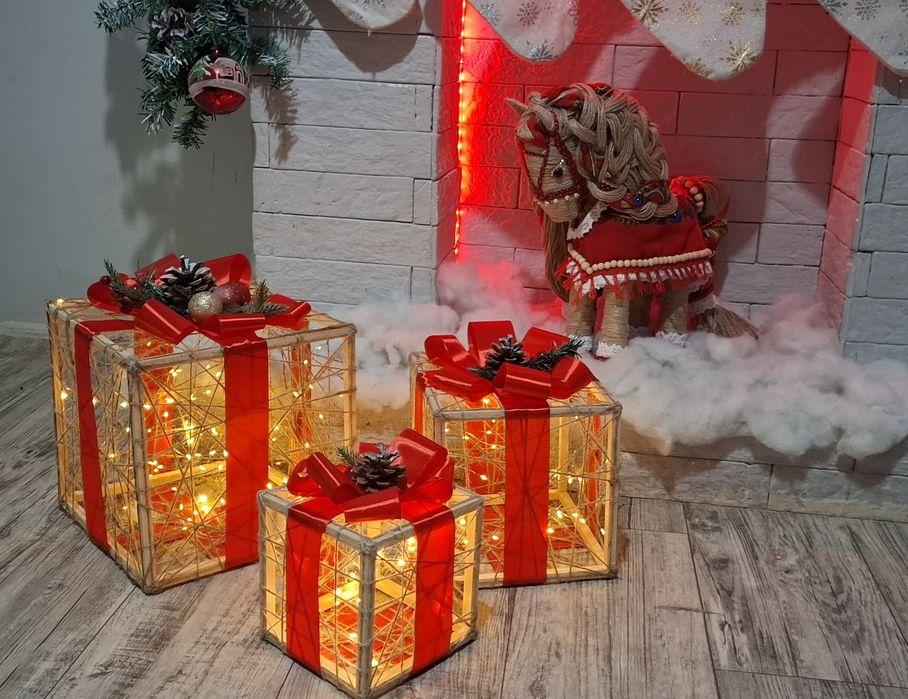 Набор свеящихся  подарков