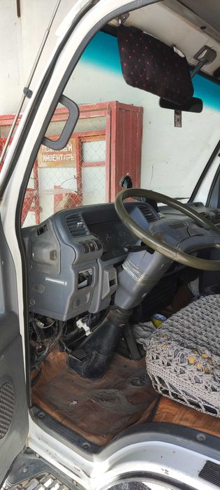 Продам Isuzu nkr