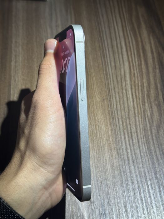 Iphone 13 Whitee
