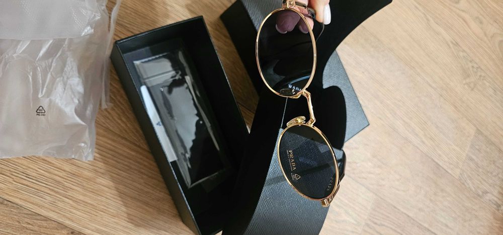 Sunglasses women