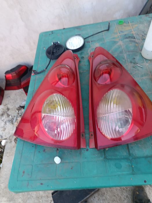 Stopuri Peugeot 107 Stînga dreapta
