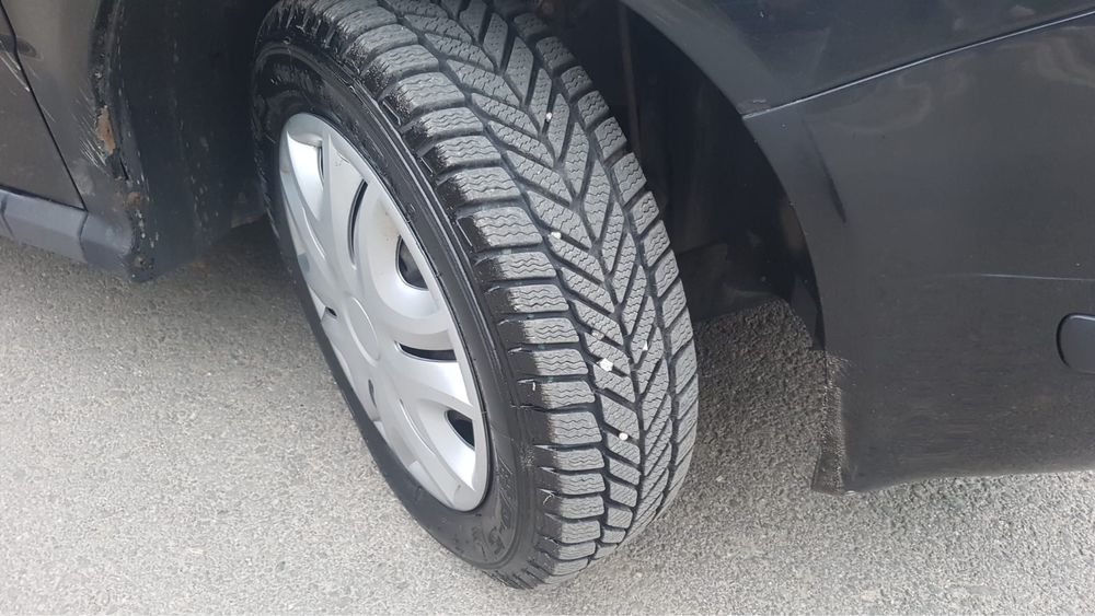 Proprietar,skoda fabia,an 2003,taxe la zi