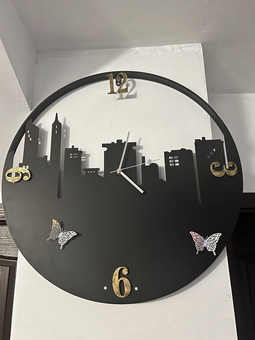 Стенен часовник,черен